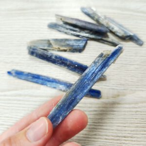 Cianita Azul – Piedra Natural