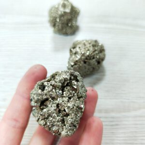 Pirita – Mineral Natural (Tres tamaños disponibles)