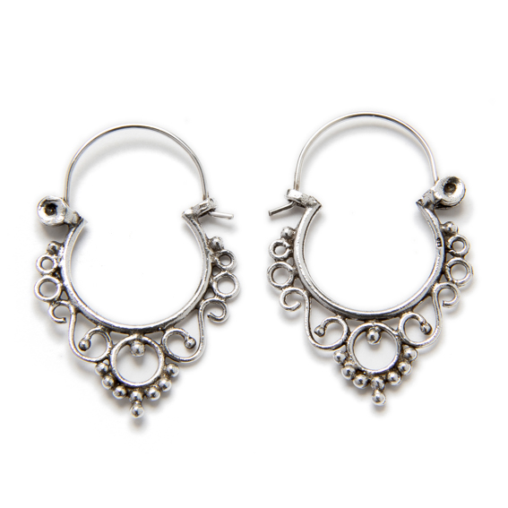 Aros Bali calados de plata de ley con cierre de gancho - 30x20mm